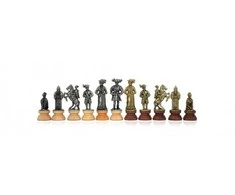 Italfama LANDSKNECHT: metalinės/medinės šachmatų figūros. Aukštis 10,6cm., diametras: 3,5cm.