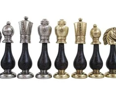 Italfama Metalinės ir dekoruotos medienos šachmatų figūros. Aukštis: 10,2cm., diametras: 2,8cm.