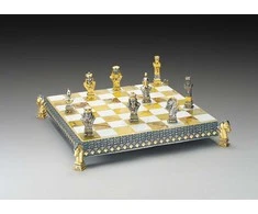 Italfama POKERIO STILIUS: Ypač prabangūs šachmatai iš Bronzos dengti tikru 24K auksu