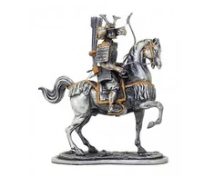 Italfama Statulėlė SAMURAJŲ riteris. Aukštis 11cm.