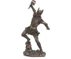 Italfama Toras - griaustinio dievas. Aukštis: 31cm.