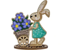 Karoliukų siuvinėjimo rinkinys ant medžio su stovu – Wonderland Crafts