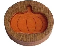 Kind Fox by Wizardi Siarhei Ausianikau ind. veikla pgl. pazyma Nr. 1130904 Magnetinis adatų laikiklis su epoksidine derva