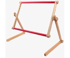 luca S Universalus siuvinėjimo stovas 35×48 cm – stabilus ir reguliuojamas
