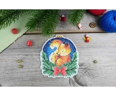 MP Studia Siuvinėjimo rinkinys kryželiu: kalėdinis burbulas su voverėle, 10×9 cm