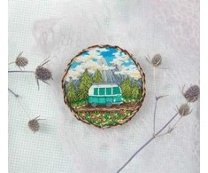 Panna Klart Kryželiu siuvinėjimo rinkinys segė „Kelionė ant ratų“ – 5,5 × 5,5 cm