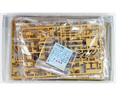 Tamiya M151A2 su TOW (M220) raketų paleidėju, 1/35 plastikinis rinkinys