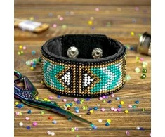 Wonderland Crafts Apyrankės siuvinėjimo karoliukais rinkinys ant dirbtinės odos PRECIOSA