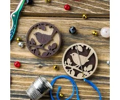 Wonderland Crafts Magnetinis dvipusis adatų laikiklis siuvinėjimui su neodimio magnetais