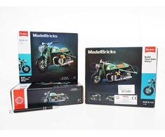 Motociklo variklis R75 karinis JAV armijos 215 el skalė 1:12 blokai Sluban B1133
