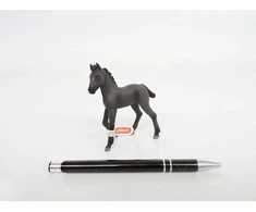 Schleich figūrėlė Fryzų veislės kumeliukas