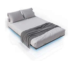 Lova Juskys Metalinis lovos rėmas Palamos 140x200x20 cm juodas su LED