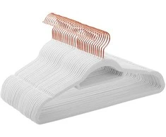 SONGMICS velvetiniai drabužių pakabai, 30 vnt. rinkinys