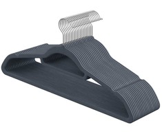SONGMICS drabužių pakabos, aksominės, 20 vnt., 0,6 cm storio, kostiumų pakabos, striukių pakabos su neslystančiu paviršiumi, su dviem įpjovomis, 360° pasukamas kabliukas, neslystančios, juodos