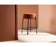 Venture Design Baro kėdė, Tucson, juodos kojos / Roasty Boucle, raudona
