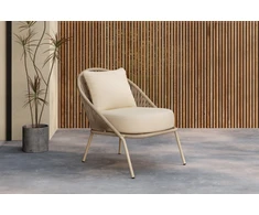 Venture Design Lounge kėdė Lindos smėlio spalvos plienas
