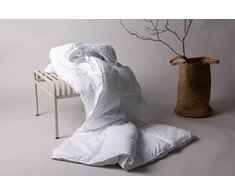 Venture Design Plyšinė antklodė Selma, 200x150 cm, Balta