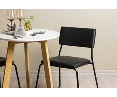 Venture Design Valgomojo stalas ir kėdžių komplektas Leonora valgomojo stalas ir Kenth kėdė 65 cm balta juodo ąžuolo imitacijos MDF poliuretanas geležis
