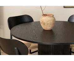 Venture Design Valgomojo stalas ir kėdžių komplektas Bianca apvalus valgomojo stalas ir Polly plieninės valgomojo kėdės 110x74 cm juoda