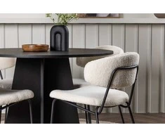 Venture Design Valgomojo stalas ir kėdžių komplektas Bootcut stalas ir Chico kėdės 110 cm juoda ir balta MDF ir plienas