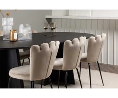Venture Design Valgomojo stalo ir kėdžių komplektas Bootcut ovalus valgomojo stalas ir Limhamn šviesi kėdė 230x115 cm juoda smėlio spalvos MDF aksomas