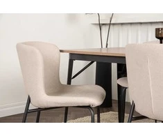 Venture Design Valgomojo stalo ir kėdžių komplektas Tempe valgomojo stalas ir Modesto valgomojo kėdė juoda pilka MDF bouclé metalas