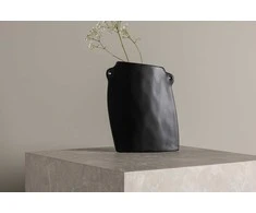 Venture Design Vaza, Hie, 21x14x5 cm, Juoda