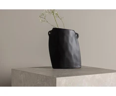 Venture Design Vaza, Hie, 21x14x5 cm, Juoda