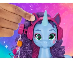 Hasbro My Little Pony Posable Figure PONY Misty Brightdawn + 16pcs ZA6187