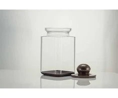 Lenkų plastikinis indas prieskoniams ir birioms medžiagoms, 1.3L