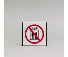 *Ženklas informacinis 1.3 Liftas kroviniams, 93x93mm