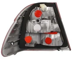 Galinis žibintas TYC BMW 3 serija E46 Sedanas 1998-2005