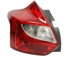 Galinis žibintas TYC Ford Focus Mk3 Hatchback 2010-