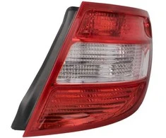 Galinis žibintas TYC Mercedes Benz C klasė S204 Universalas 2007-2014