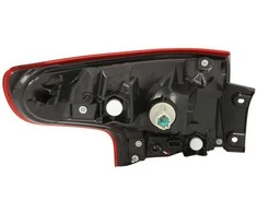 Galinis žibintas TYC Nissan Qashqai J11 2013-