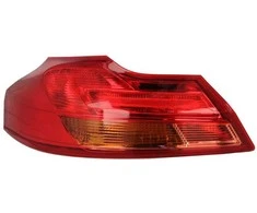 Galinis žibintas TYC Opel Insignia A Universalas 2008-2017
