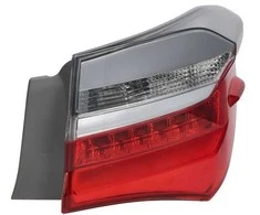 Galinis žibintas TYC Toyota Corolla E18 Sedanas 2013-2019