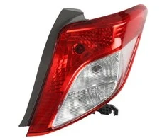 Galinis žibintas TYC Toyota Yaris III 2010-
