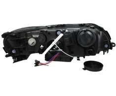 Priekinis žibintas TYC Volvo S60, V70, XC70 1997-