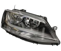 Priekinis žibintas TYC VW Jetta VI 2010-