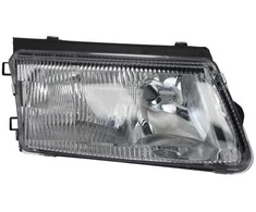 Priekinis žibintas TYC VW Passat B5 1996-