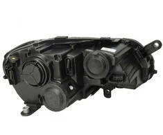 Priekinis žibintas TYC VW Passat B7 2010-2014