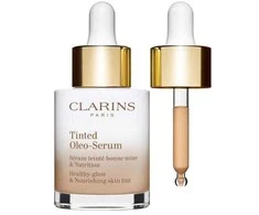 „Clarins“ tonuotas aliejaus-serumo makiažas