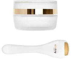 Sisley L'Integral Anti-Age Eye And Lip Contour Kreminis, 15 ml