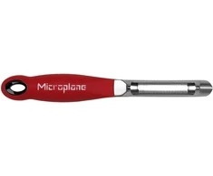Specialty vegetable peeler, red