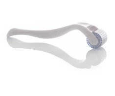 Activeshop Veido valymo aparatas Derma Roller 0,75mm