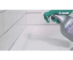 Mapei Ultracare Smooth Silicone 750 ml, purškiklis silikono siūlių formavimui