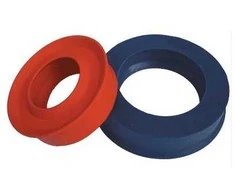 Guminiai žiedai skirti aušinti vandeniu deimantines karūnėles plytelių gręžimo metu. 40 ir 60 mm skersmens, Montolit