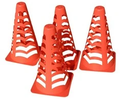 Futbolo kūgiai, skirti MASTER Training Exercises, 4 vnt., 22 cm