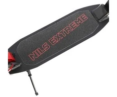 HC300 RAUDONAS MOTOROLERIS SU ĮSIurbiamais ratais NILS EXTREME